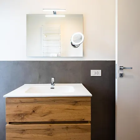 Apartment Modern Grey Flat In