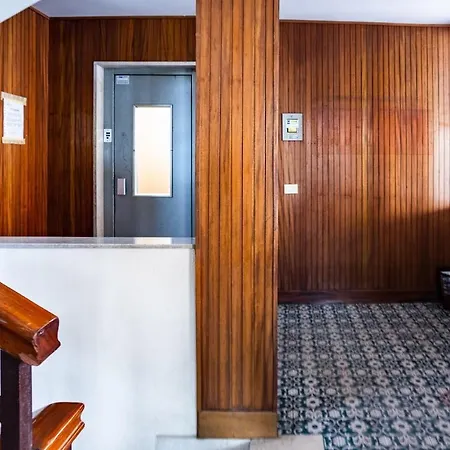 Apartment Modern Grey Flat In